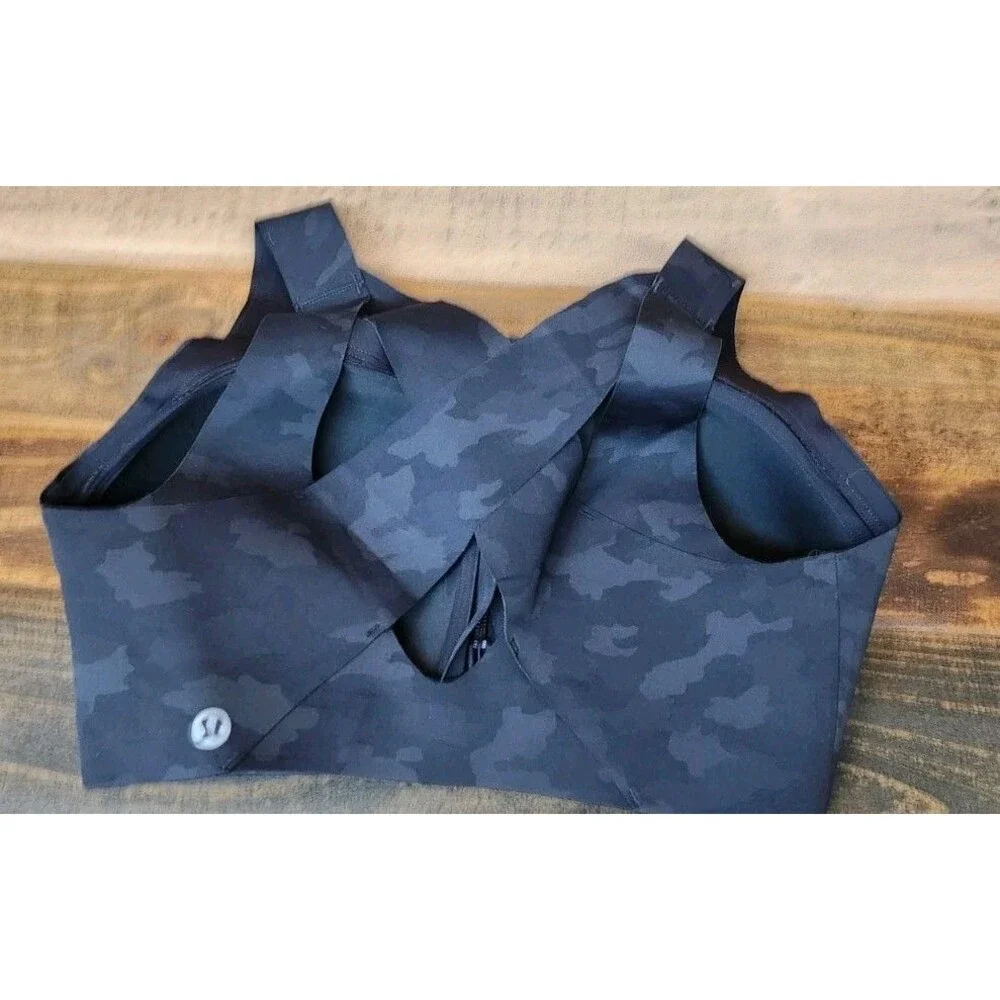 Lululemon Enlite Front Zip Up Sports Bra Womens 34DD Black Incognito Camo
